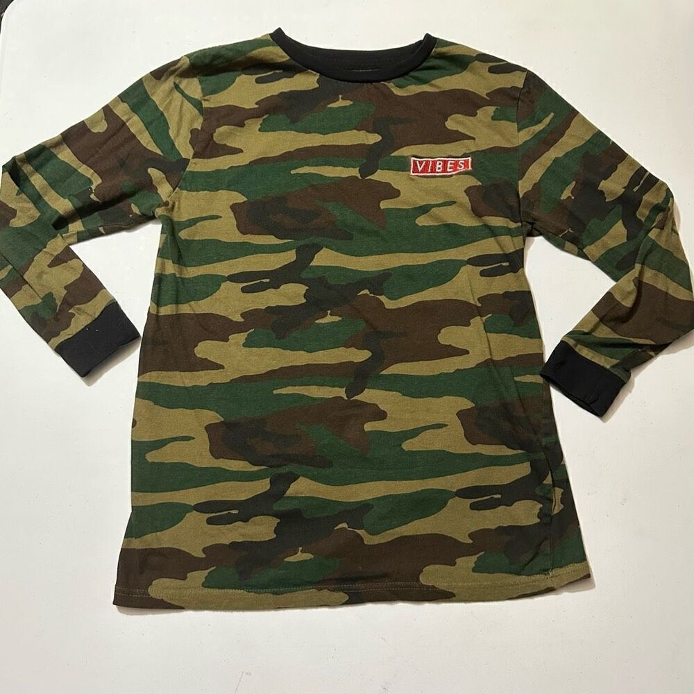 Eighty Eight Brand Camouflage Shirt | Youth Size 18/20